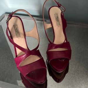 PRADA SANDAL, Size 38.5, Fuchsia color